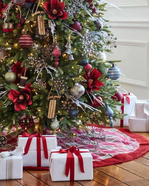 Farmhouse Ornament Collection