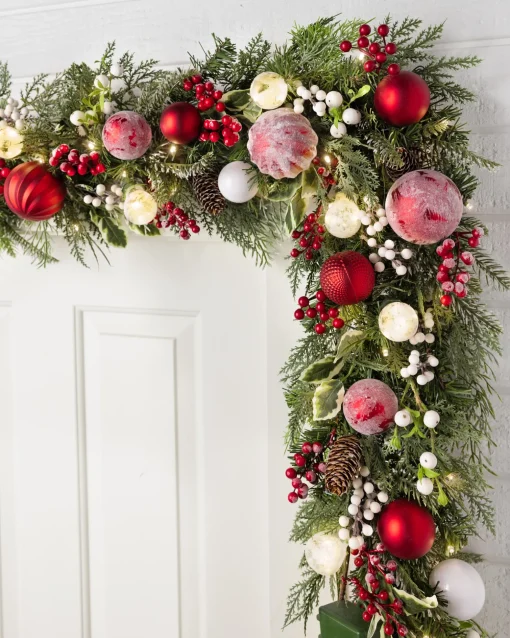 Outdoor Lit Nordic Splendor Foliage