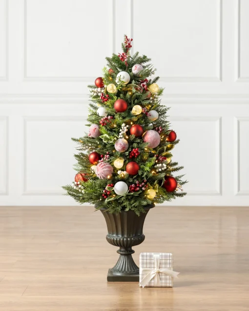 Outdoor Lit Nordic Splendor Foliage
