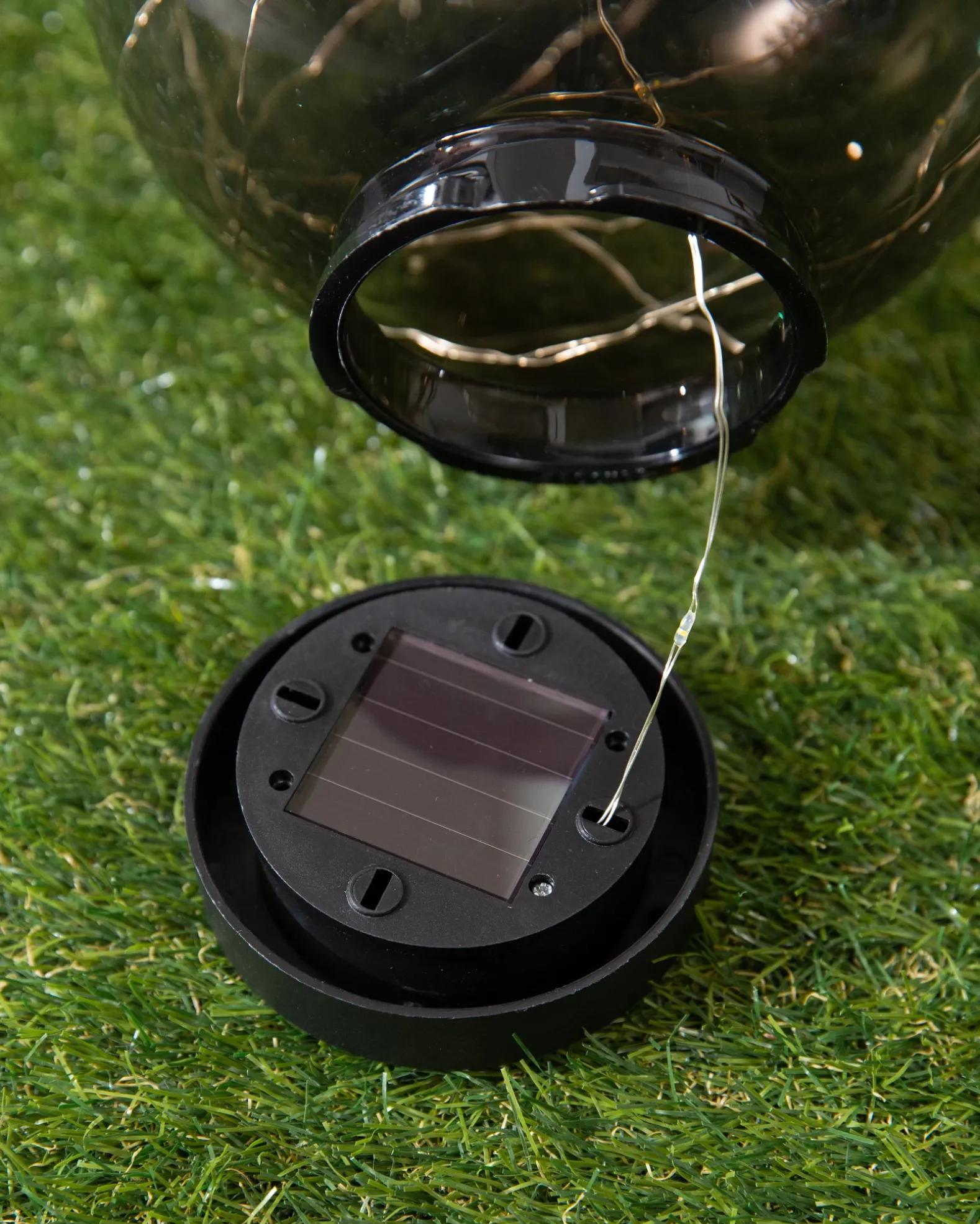 Outdoor Solar Globe Stake Lights