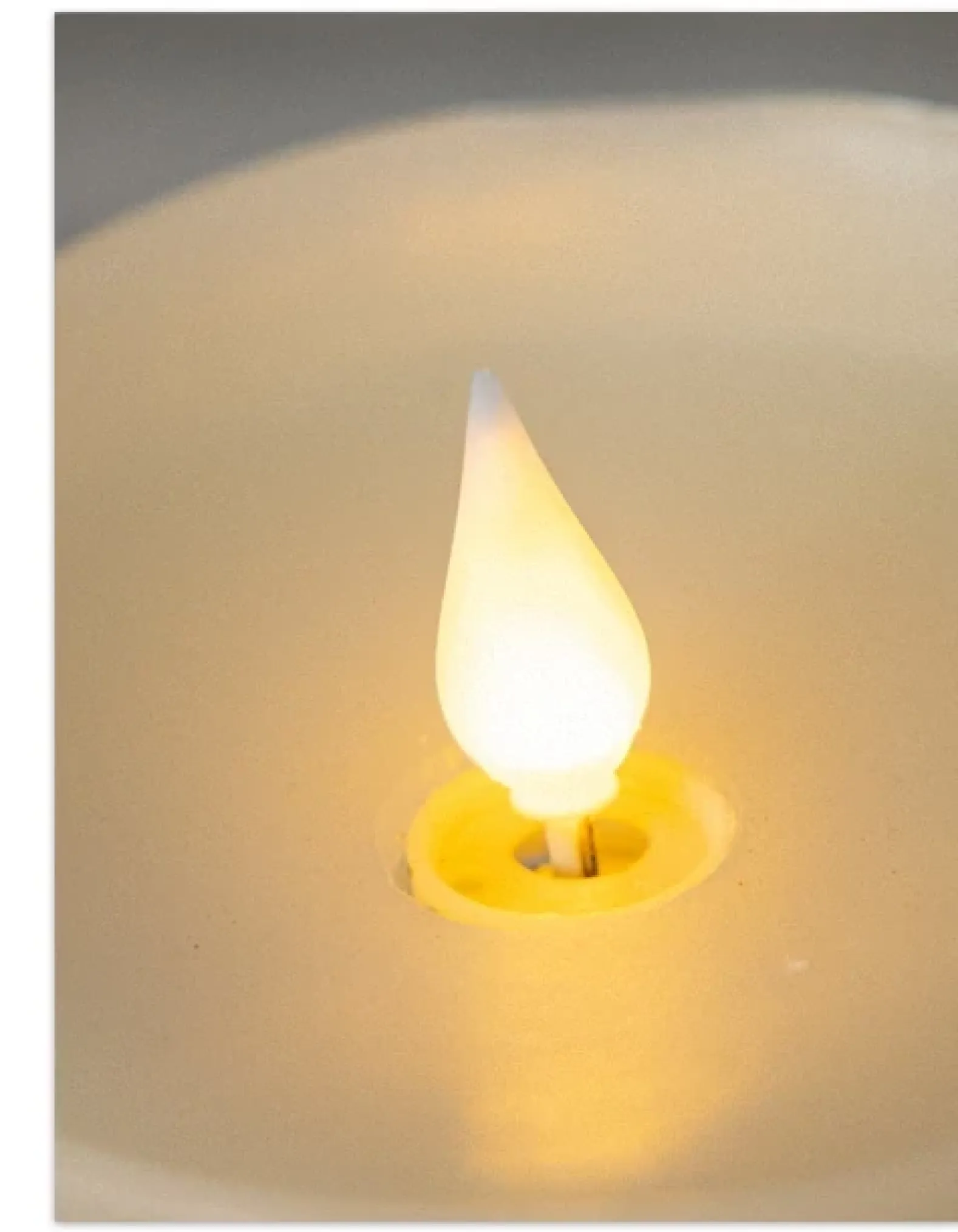 Pillar Candle Diffuser & Essential Oils